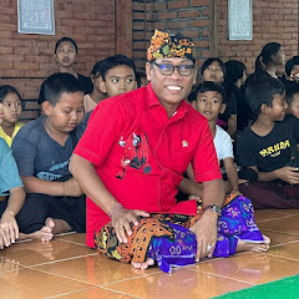Ket Foto Ist: Anggota Komisi VIII DPR RI Fraksi PDI Perjuangan, Ketut Kariyasa Adnyana, SP., ajak masyarakat merefleksi dan menerapkan nilai-nilai Pancasila dalam kehidupan sehari-hari, Senin (1/6/2026).