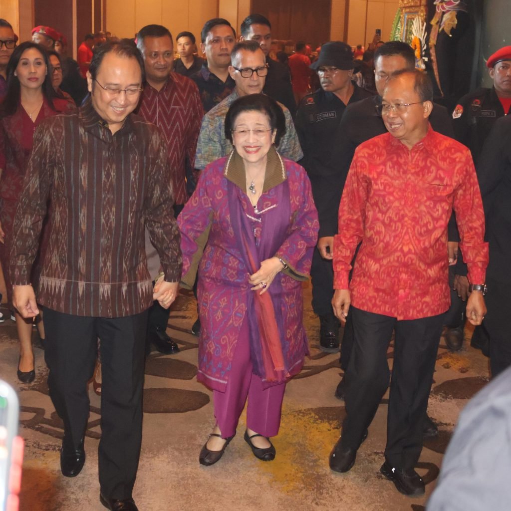 Ket Foto Ist: Suasana meriah dalam penutupan Bulan Bung Karno Tahun 2026 oleh DPD PDIP Perjuangan Provinsi Bali, Minggu (28/6/2026) di Bali Beach Convention Center, The Meru, Sanur, Denpasar.