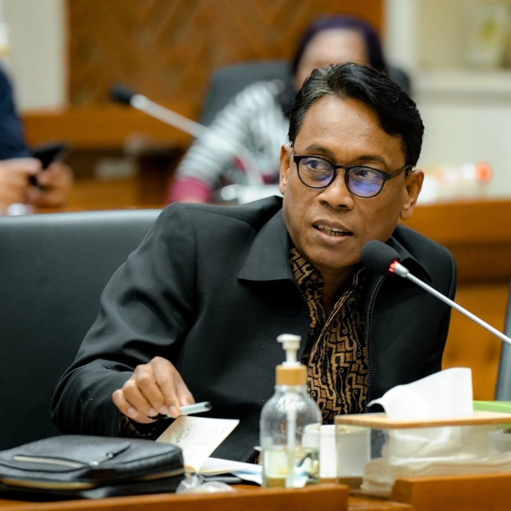 Ket Foto Ist: Anggota Komisi VIII DPR RI dari Fraksi PDI Perjuangan, I Ketut Kariyasa Adnyana, soroti soal Rencana pelibatan sekitar 1.000 taruna Akademi Militer (Akmil) dalam masa orientasi program Sekolah Rakyat pada 1-7 Agustus 2026.