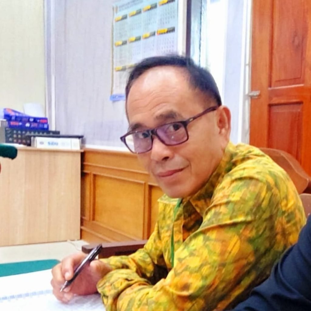 Ket Foto: Kuasa hukum dari RSL, A.A Ngurah Alit Wirakesuma, menanggapi berita beredar mengenai perkembangan kasus kliennya RSL. Di mana terlapor KC dan LJL, menjadi tersangka, Selasa (8/9/2026).