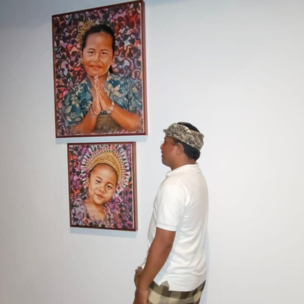 Ket Foto: Suasana pembukaan pameran lukisan bertajuk 'Udhar Banda Karma', libatkan Perhimpunan Perupa Payangan, dengan 38 karya perupa, Jumat (18/9/2026).