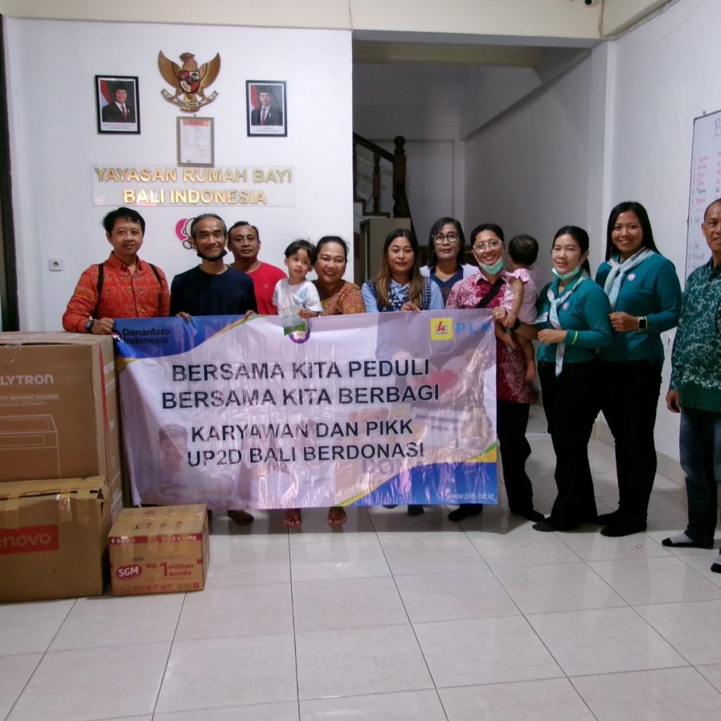 Ket Foto: Menyambut HLN Ke-81, PLN UP2D Bali salurkan bantuan untuk Yayasan Bali Baby Home.