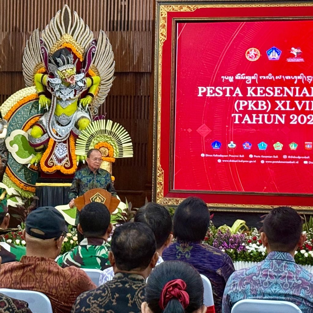Ket Foto: Gubernur Bali Wayan Koster menilai aspek ketertiban parkir akan menjadi perhatian pemerintah di PKB Ke-48 Tahun 2026.